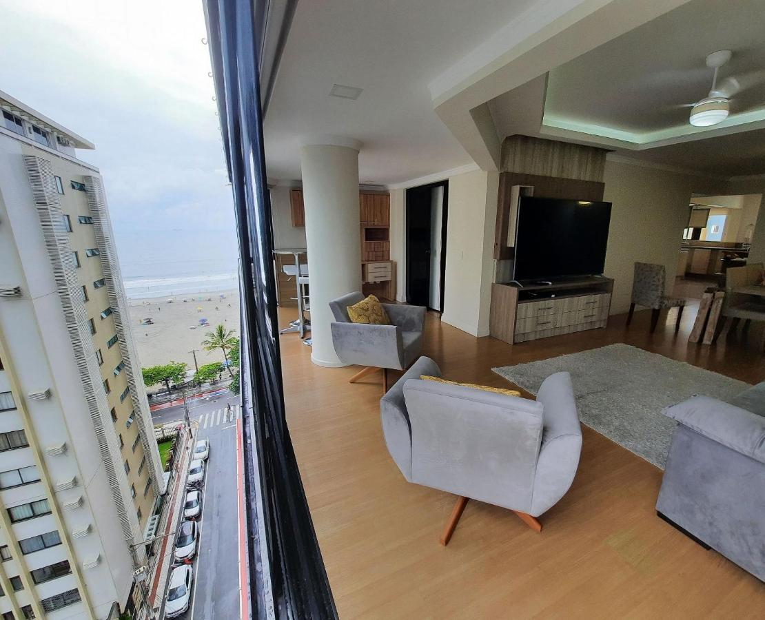 Amplo Apto 2 1quarto Vista Mar 50m Da - Somente Familiares Balneario Camboriu