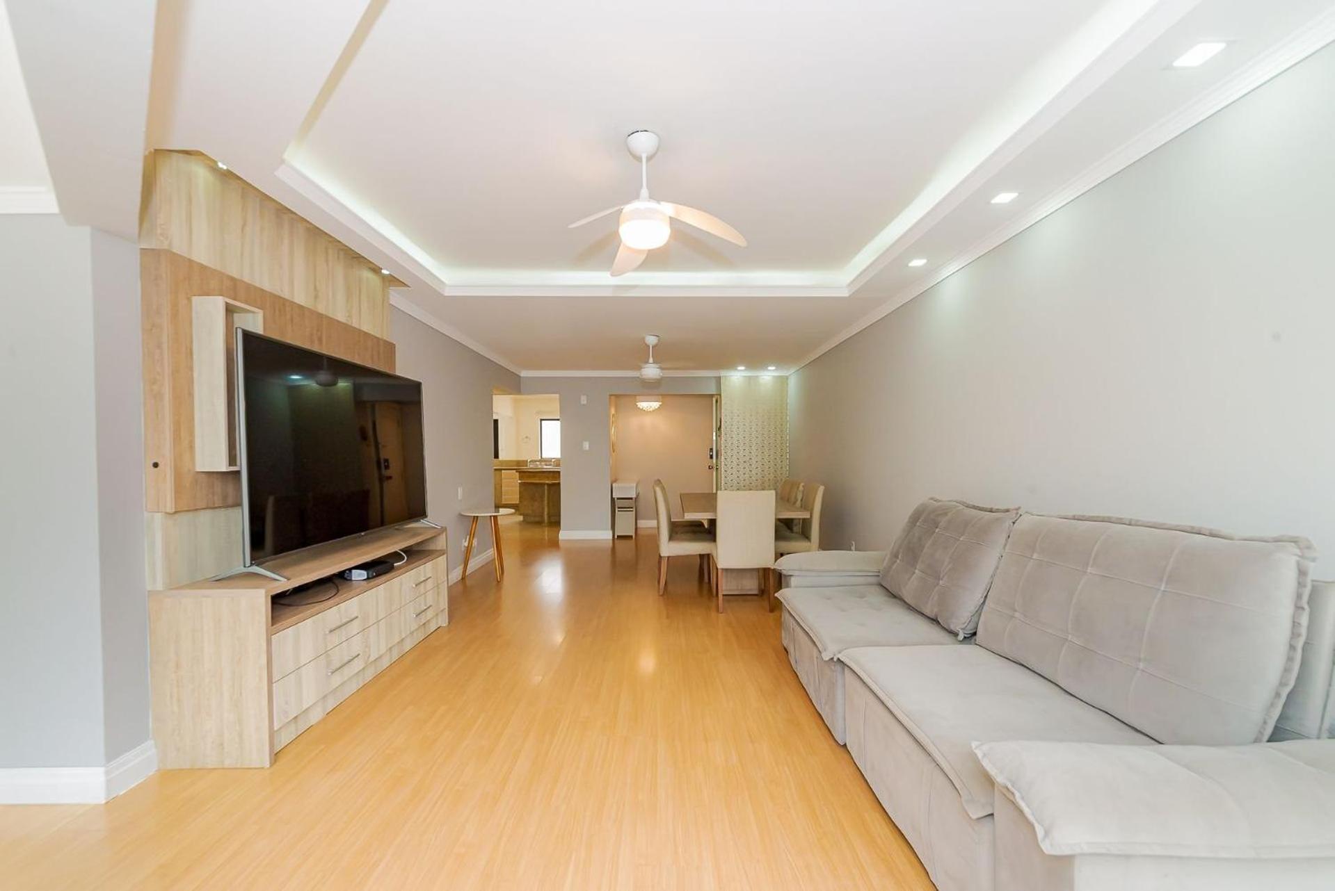 Apartamento Amplo Apto 2 1quarto Vista Mar 50m Da - Somente Familiares Balneario Camboriu