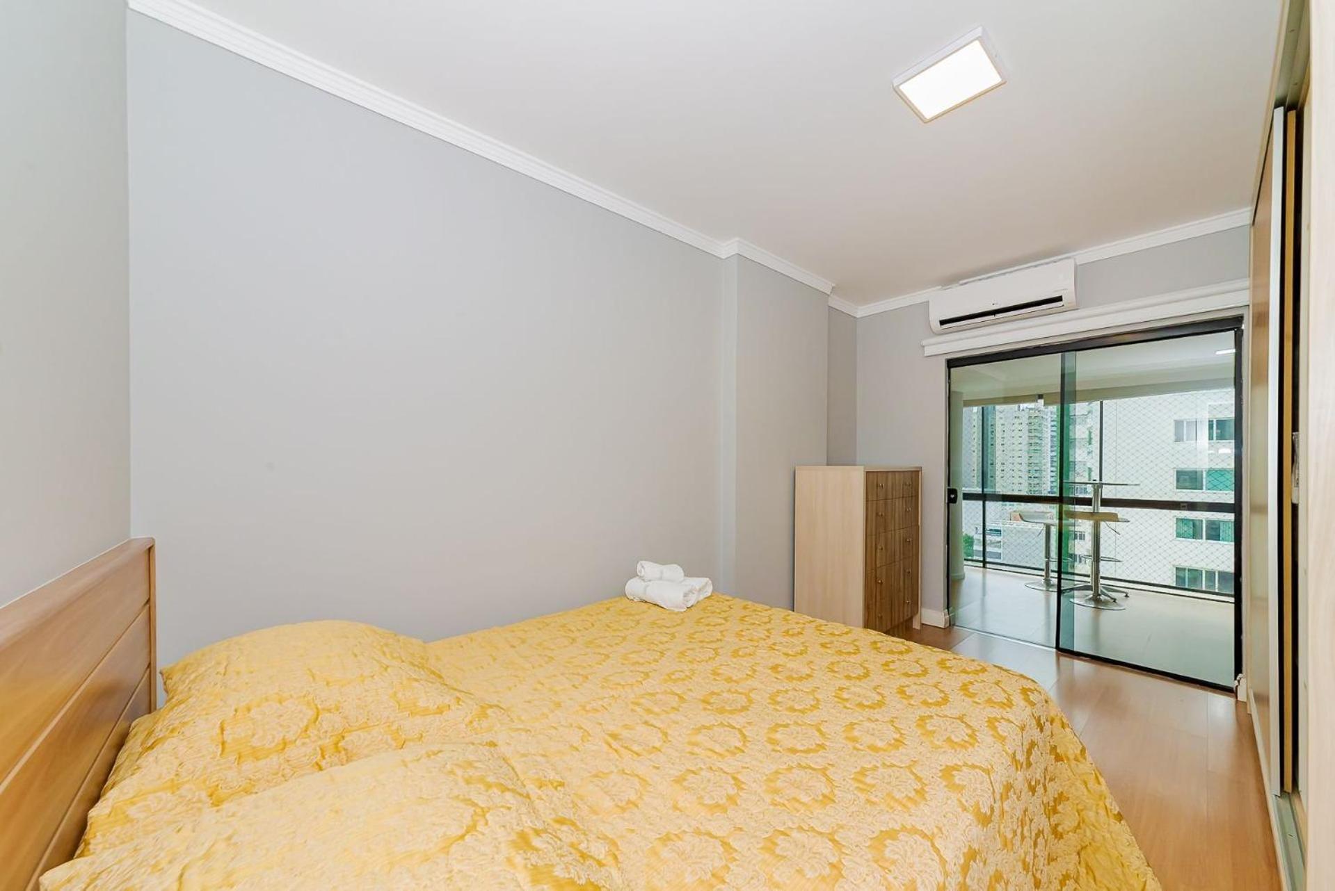 Amplo Apto 2 1quarto Vista Mar 50m Da - Somente Familiares Apartamento *